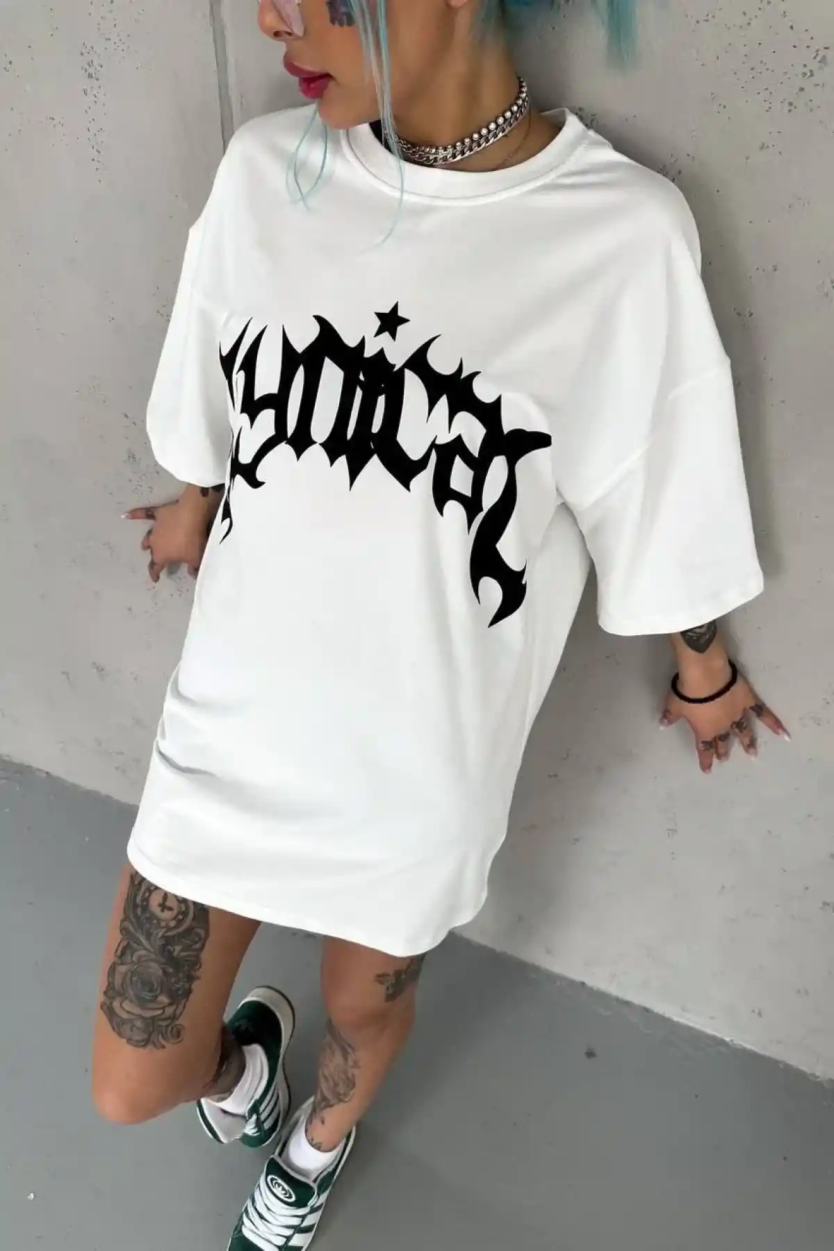 kadın Bisiklet Yaka Baskılı Oversize T-Shirt - Beyaz