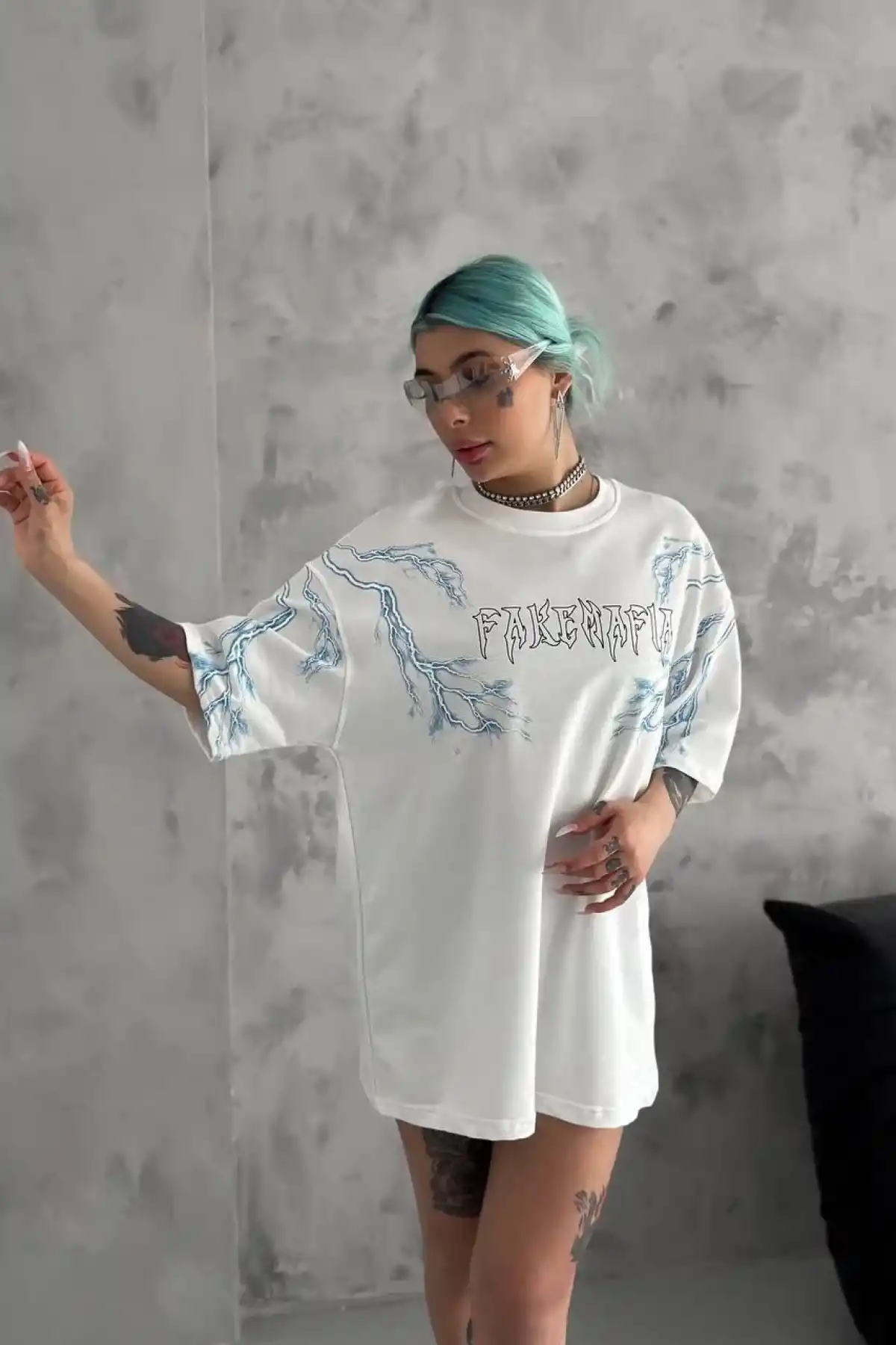 Kadın Bisiklet Yaka Baskılı Oversize T-Shirt - Beyaz