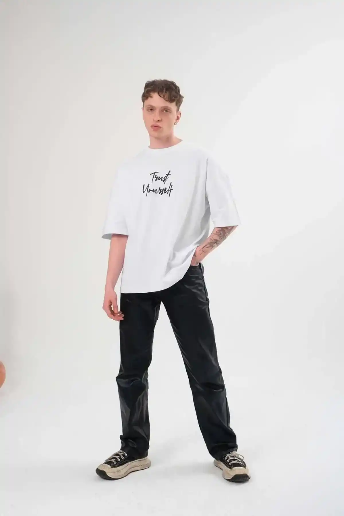 Erkek Bisiklet Yaka Baskılı Oversize T-Shirt - Beyaz