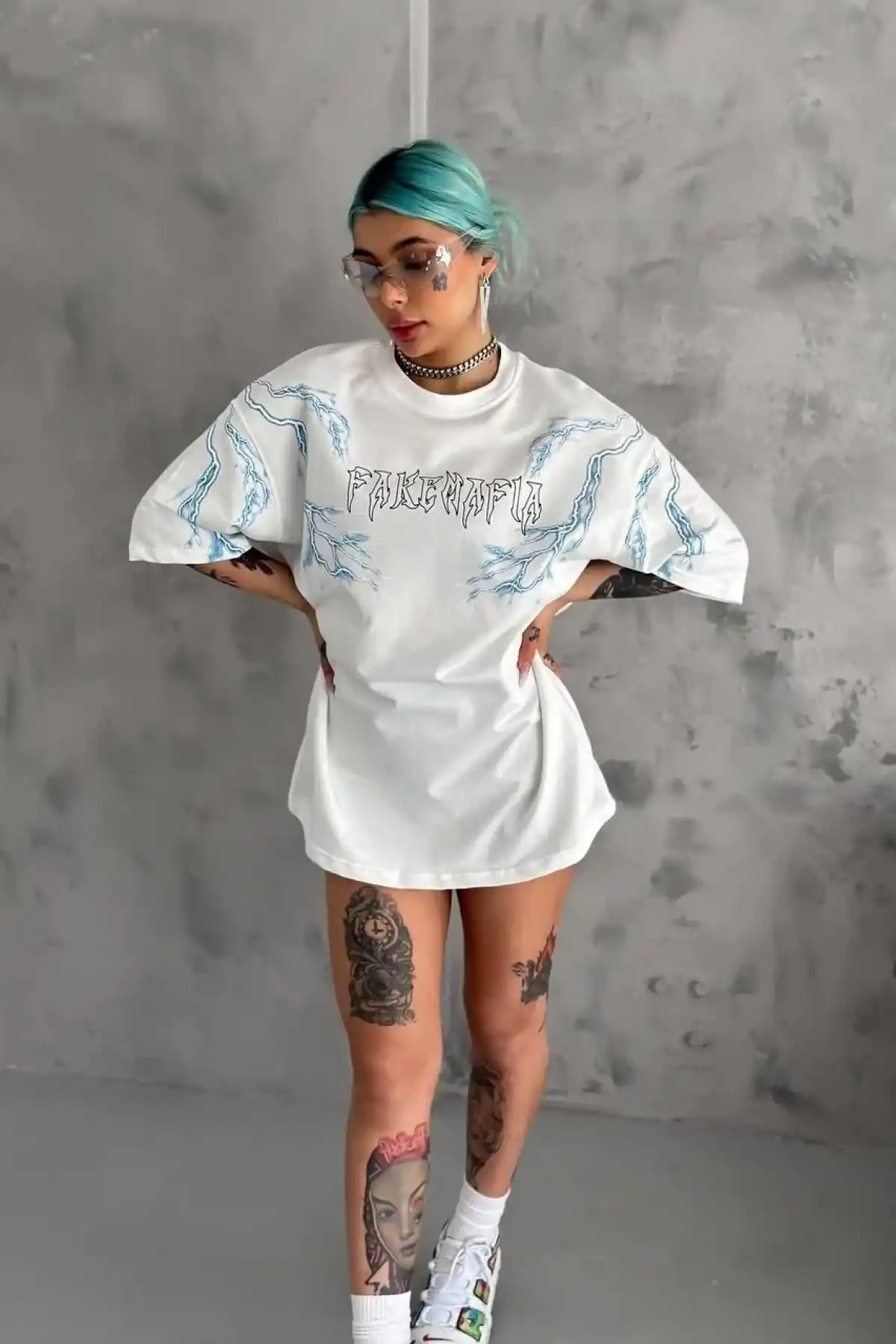 Kadın Bisiklet Yaka Baskılı Oversize T-Shirt - Beyaz