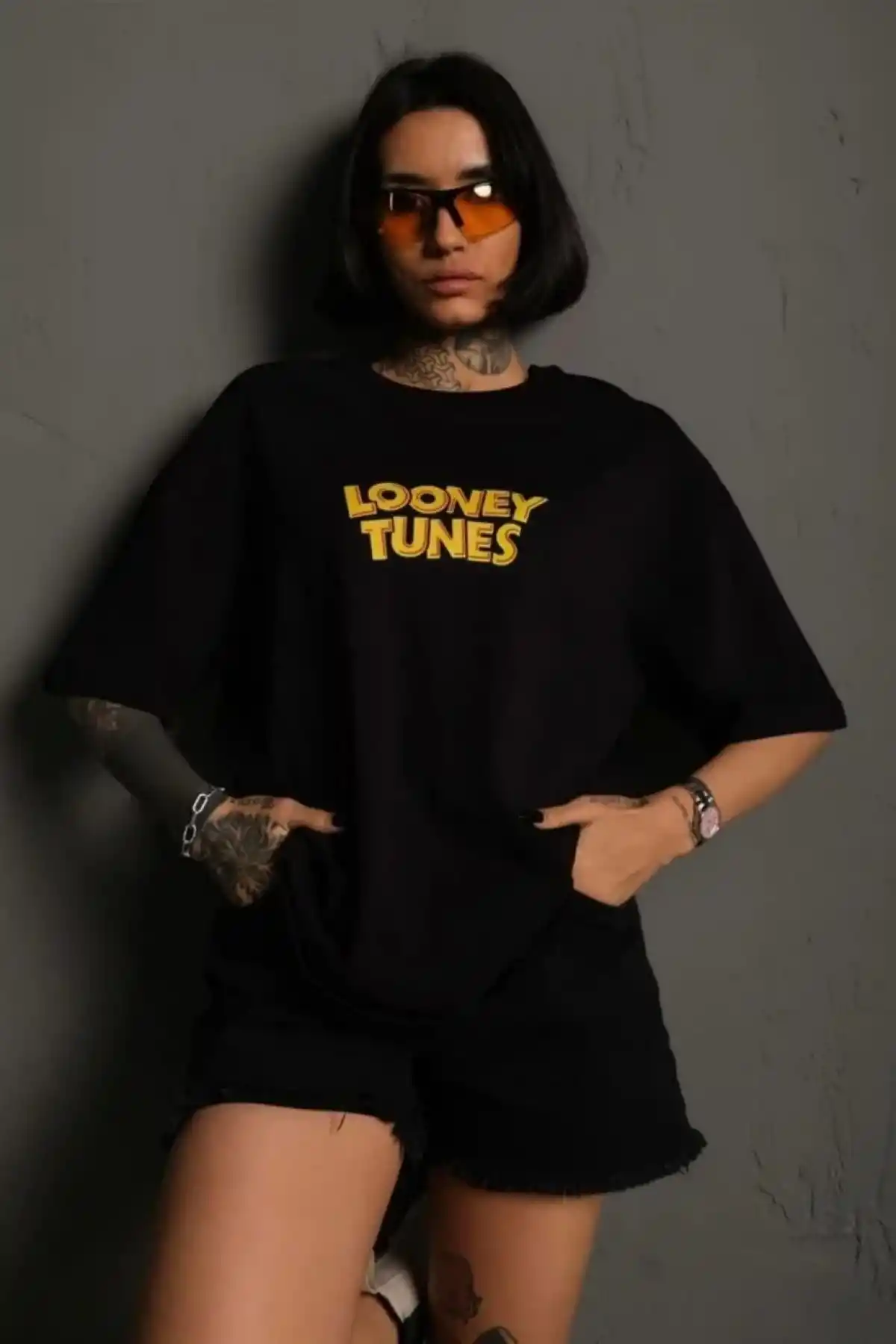 kadın Bisiklet Yaka Baskılı Oversize T-Shirt - Siyah