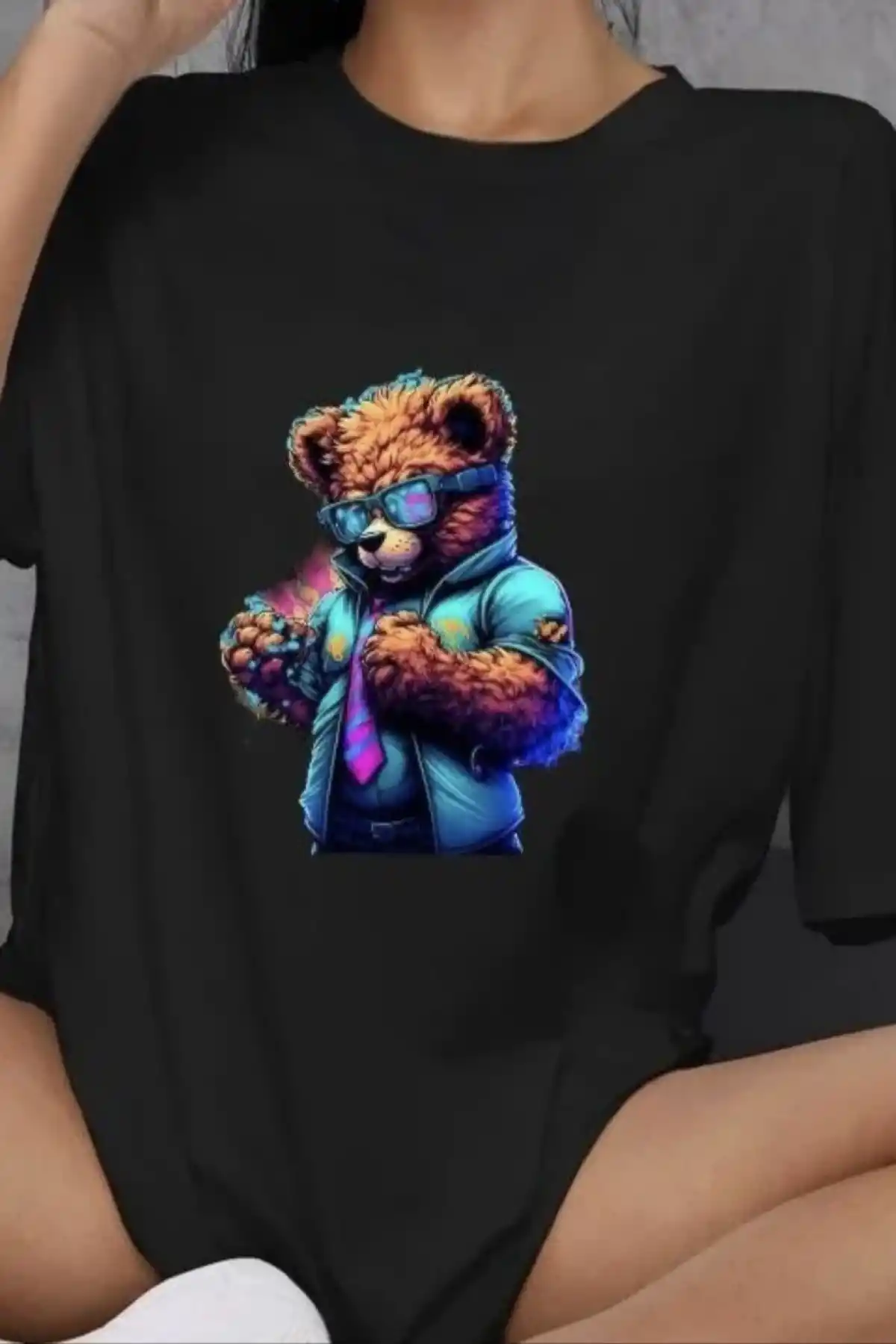 kadın Bisiklet Yaka Baskılı Oversize T-Shirt - Siyah