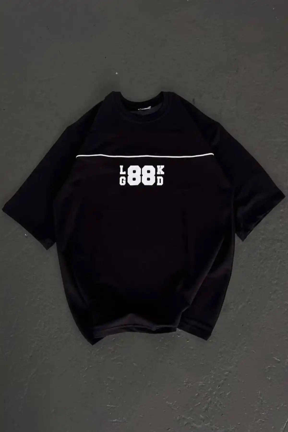 kadın  Bisiklet Yaka Baskılı Oversize T-Shirt - Siyah