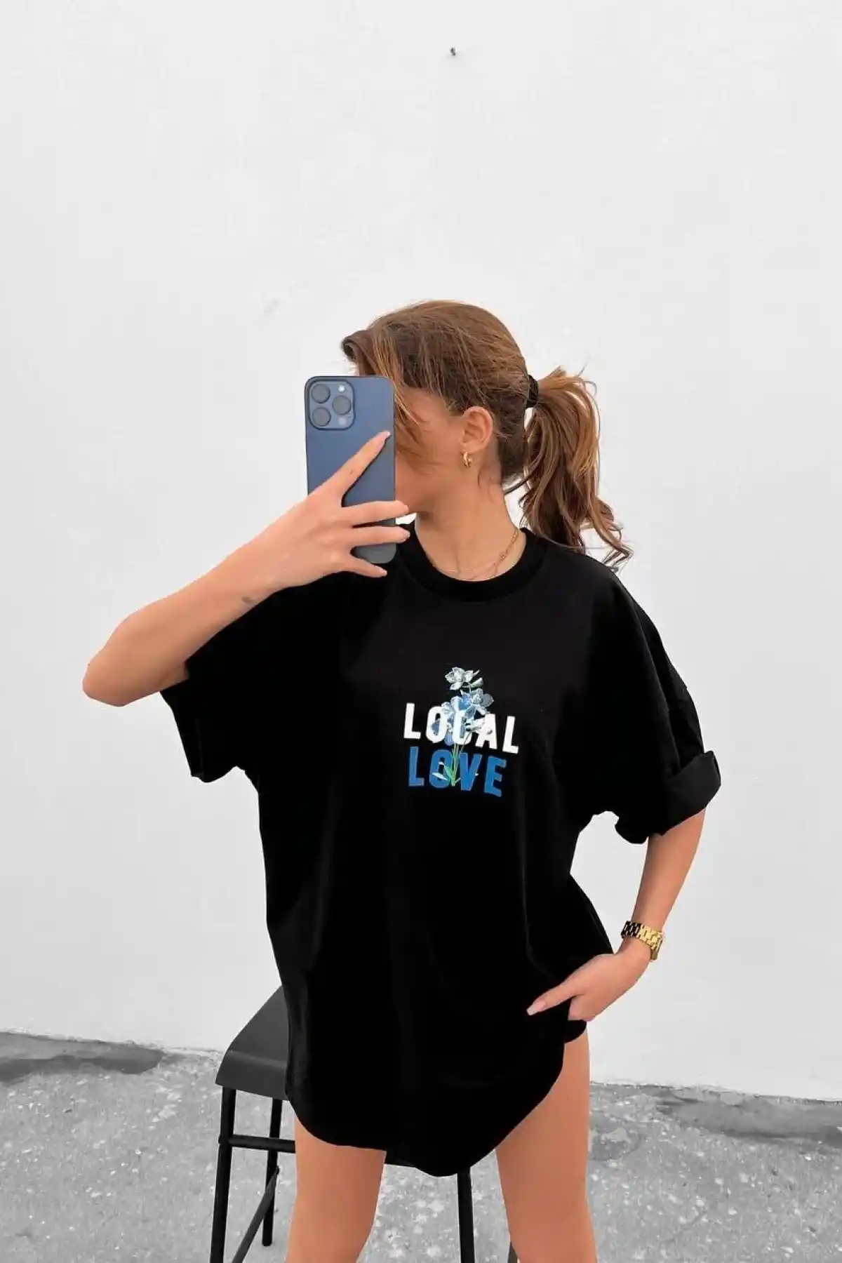 kadın Bisiklet Yaka Baskılı Oversize T-Shirt - Siyah