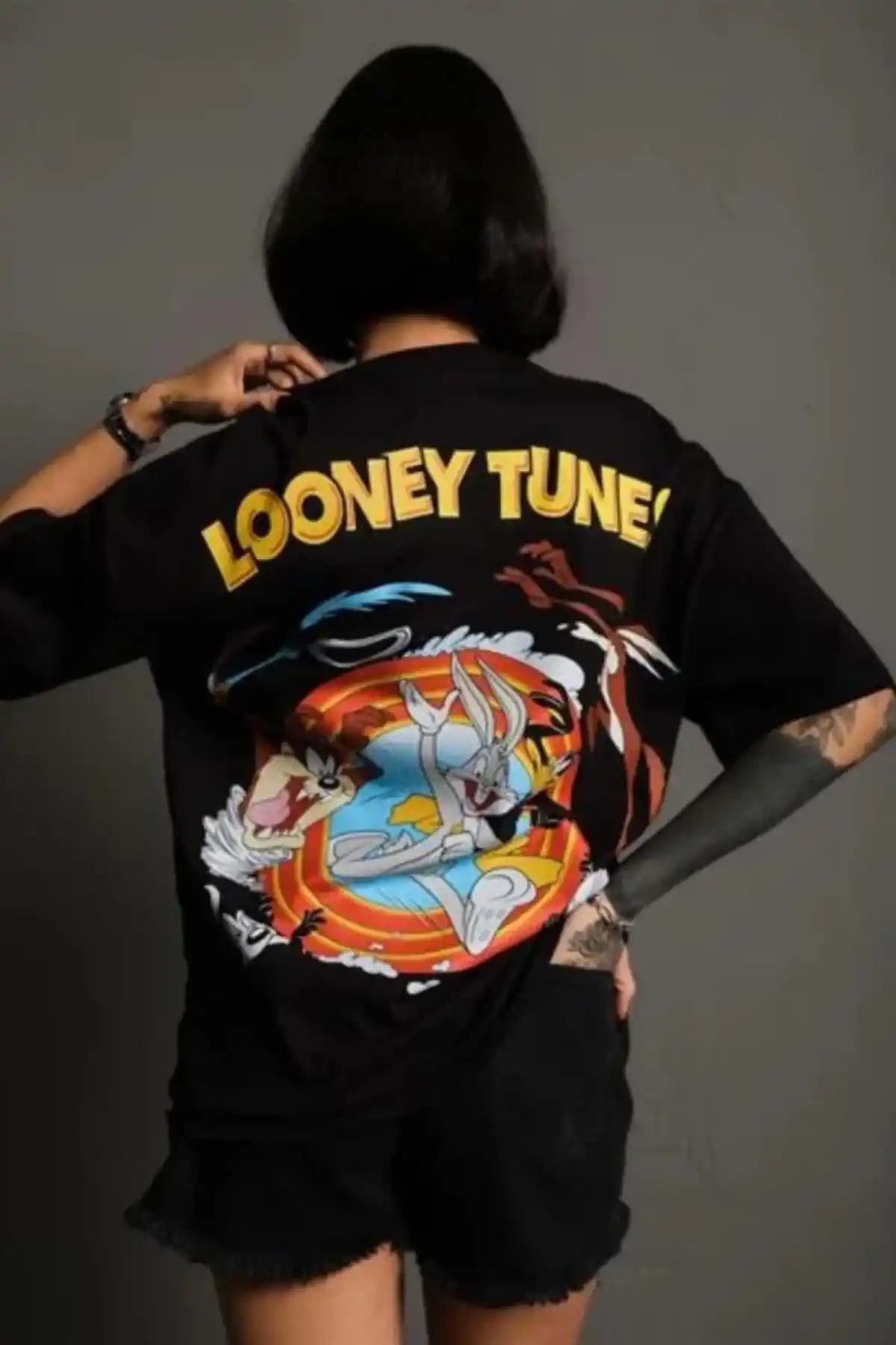 kadın Bisiklet Yaka Baskılı Oversize T-Shirt - Siyah