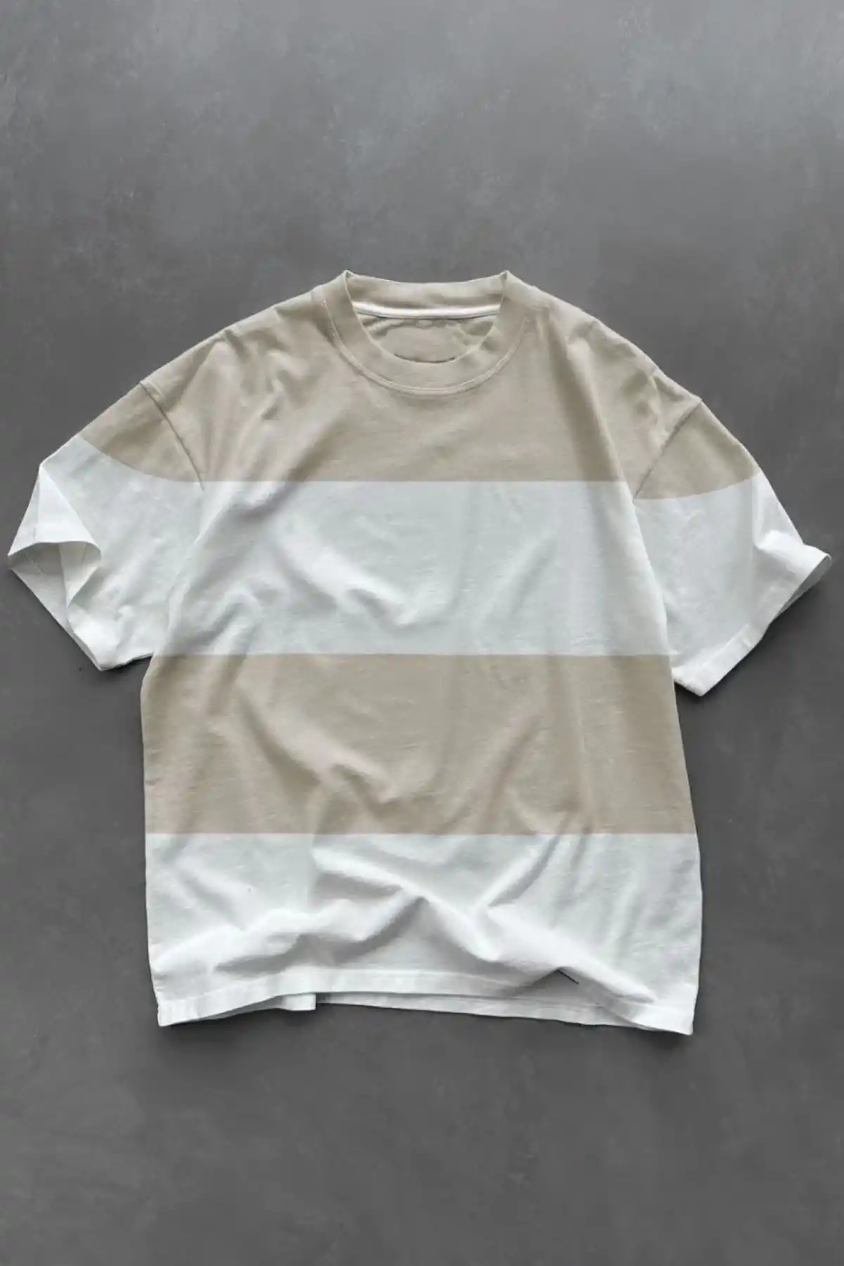 Unisex Bisiklet Yaka Parçalı T-Shirt - Bej