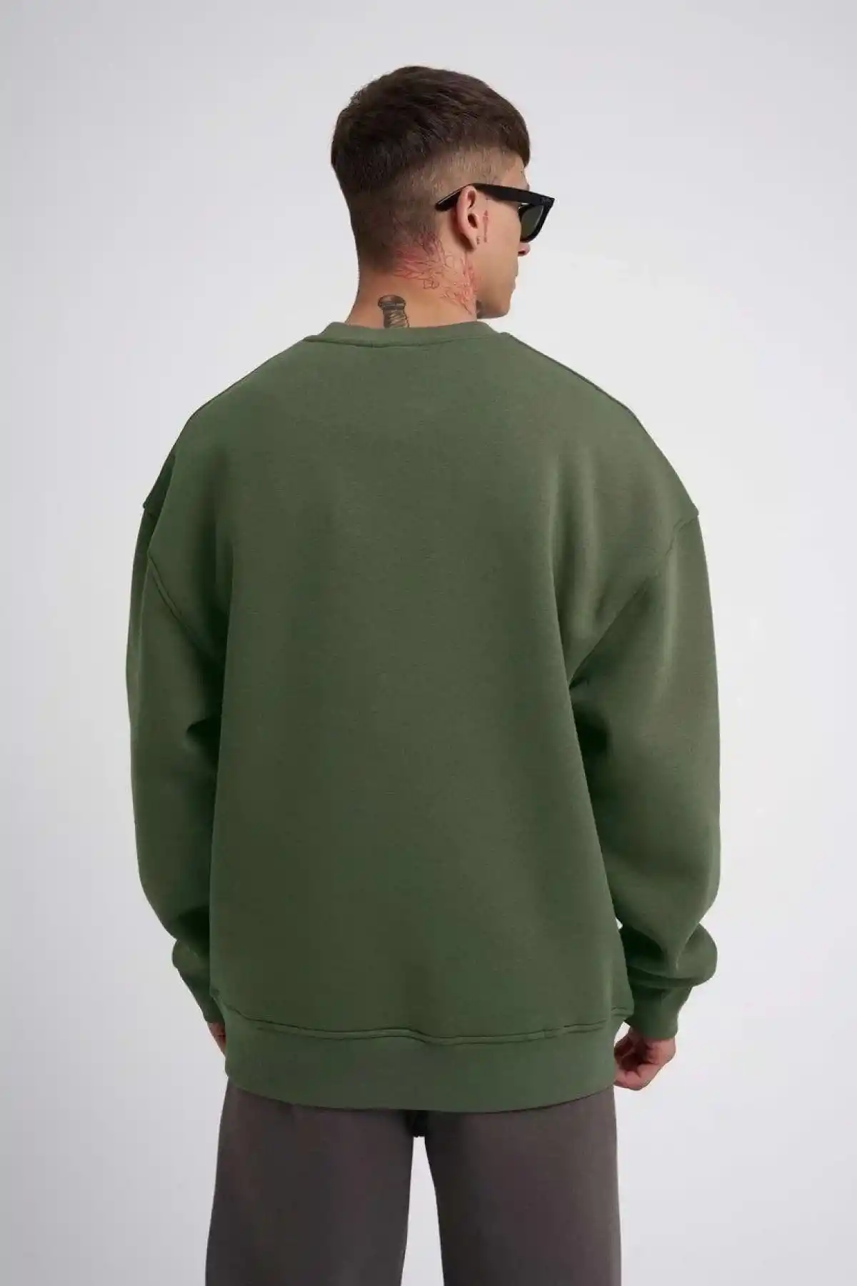 ERKEK Biskilet Yaka Üç İplik SweatShirt - Haki