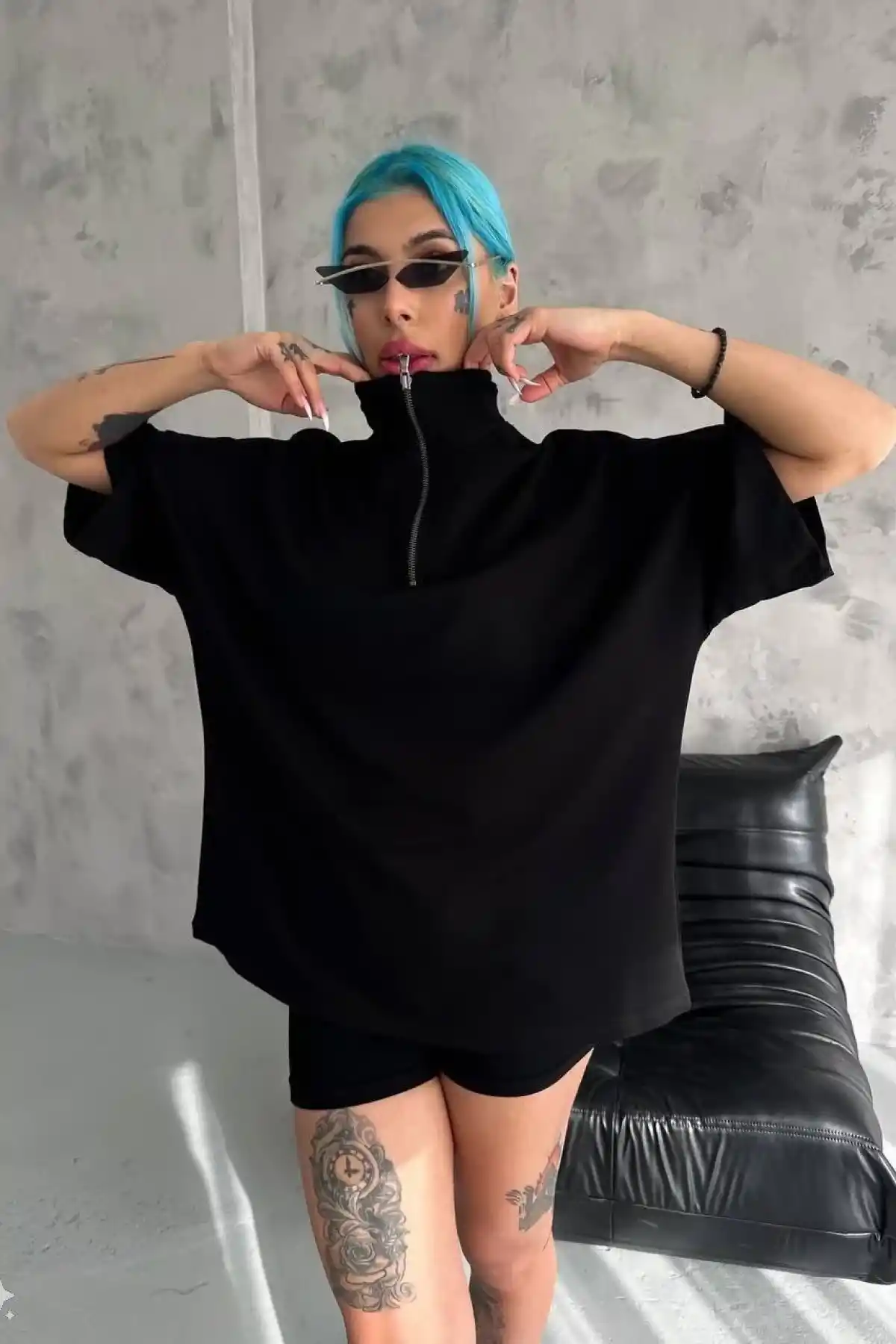 Unisex Yarım Fermuarlı Basic T-Shirt - Siyah