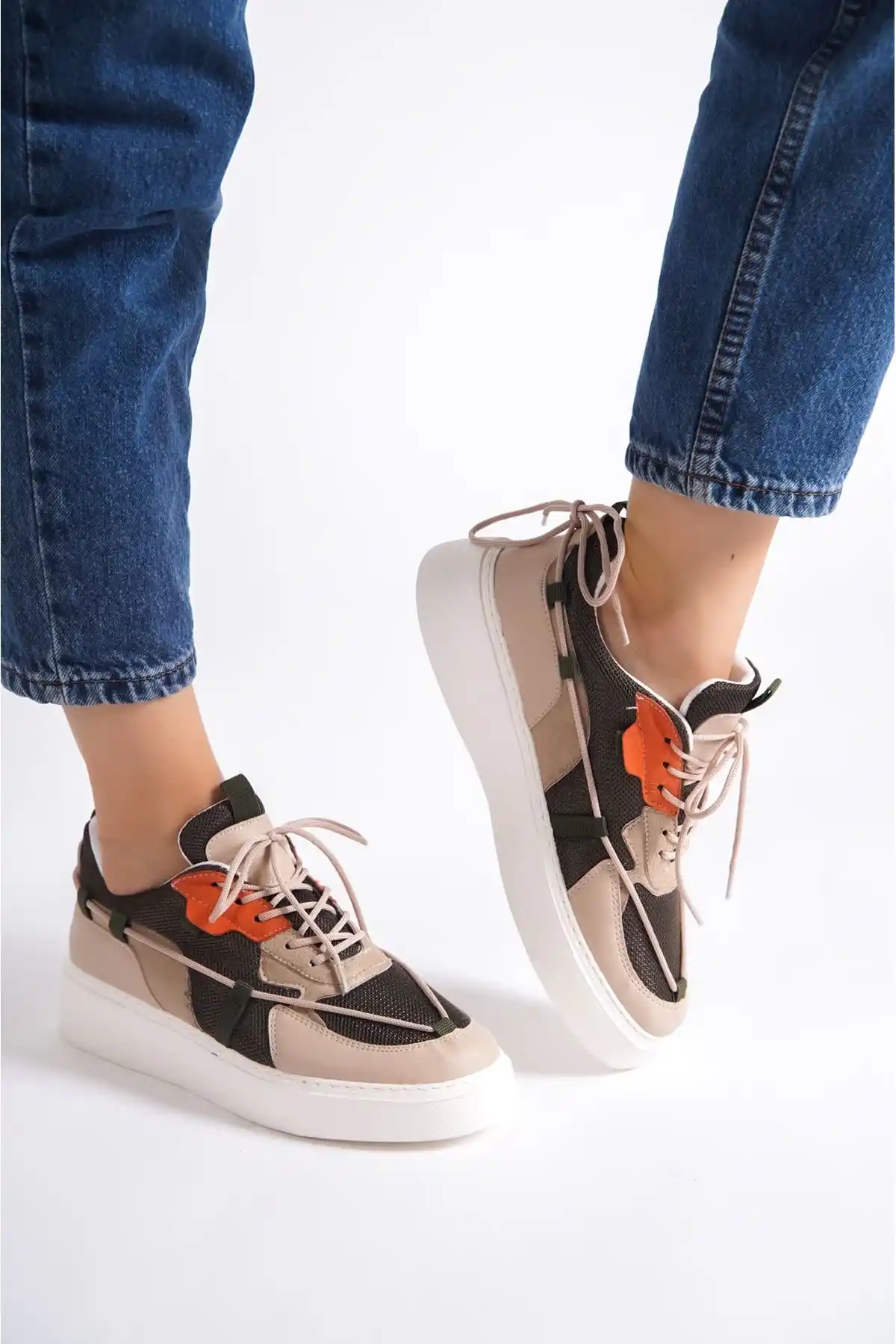 Zoes Nude Süet Yeşil Detaylı Bağcıklı Spor Ayakkabı - GC