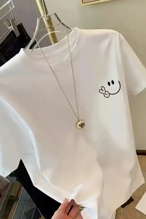 Kadın Gülücük Baskılı Tişört Kısa Kol Bisiklet Yaka Oversize T-Shirt - Beyaz
