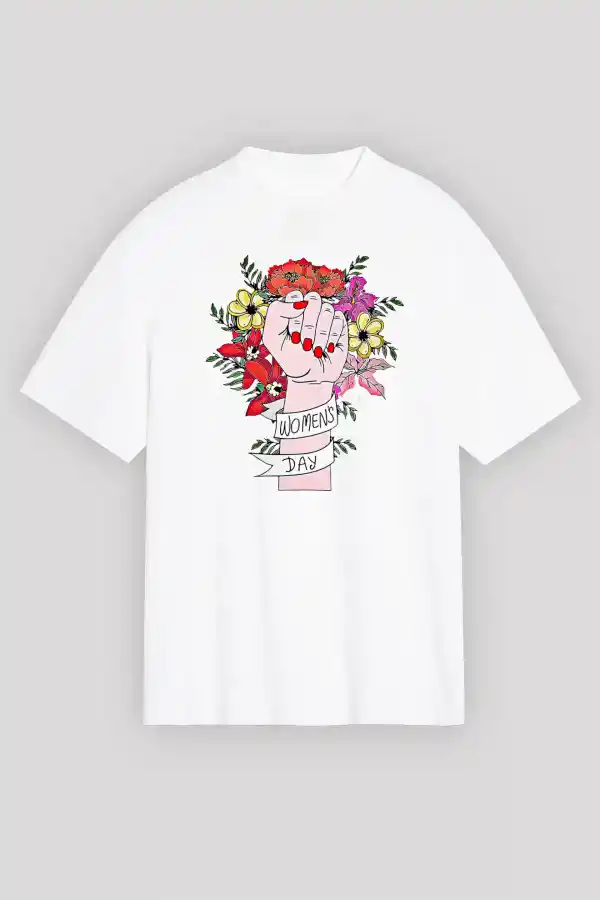 8 Mart Dünya Kadınlar Günü Baskılı Oversize Bisiklet Yaka T-shirt - Beyaz