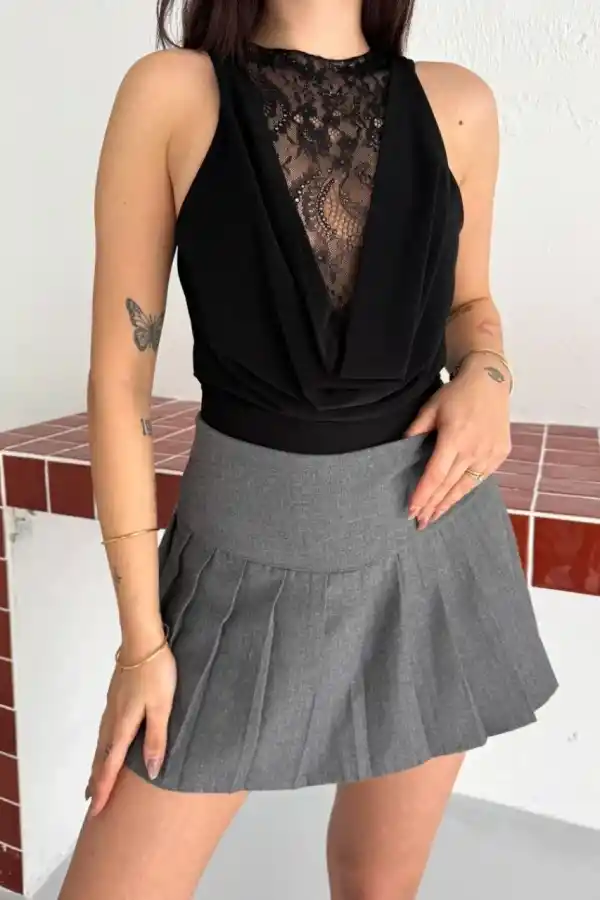 Kadın Dantel Detaylı Derin Dekolte Body Şık Kolsuz Yazlık Bodysuit - Siyah