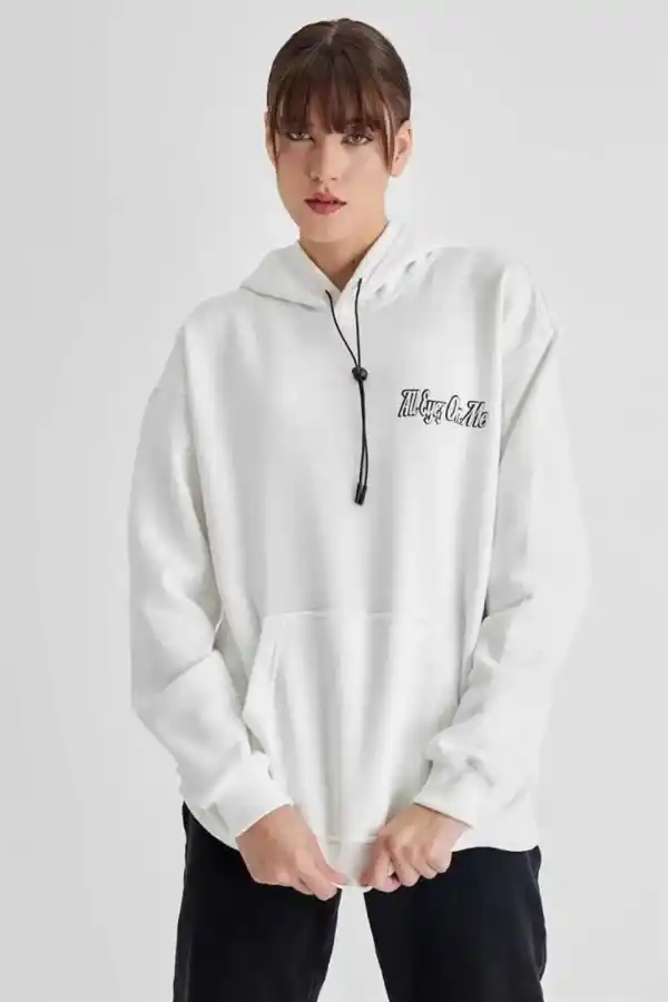 Kadın Oversize Kapüşonlu Cepli TUPAC Baskılı 3 İplik Pamuklu Hoodie Sweatshirt - Beyaz