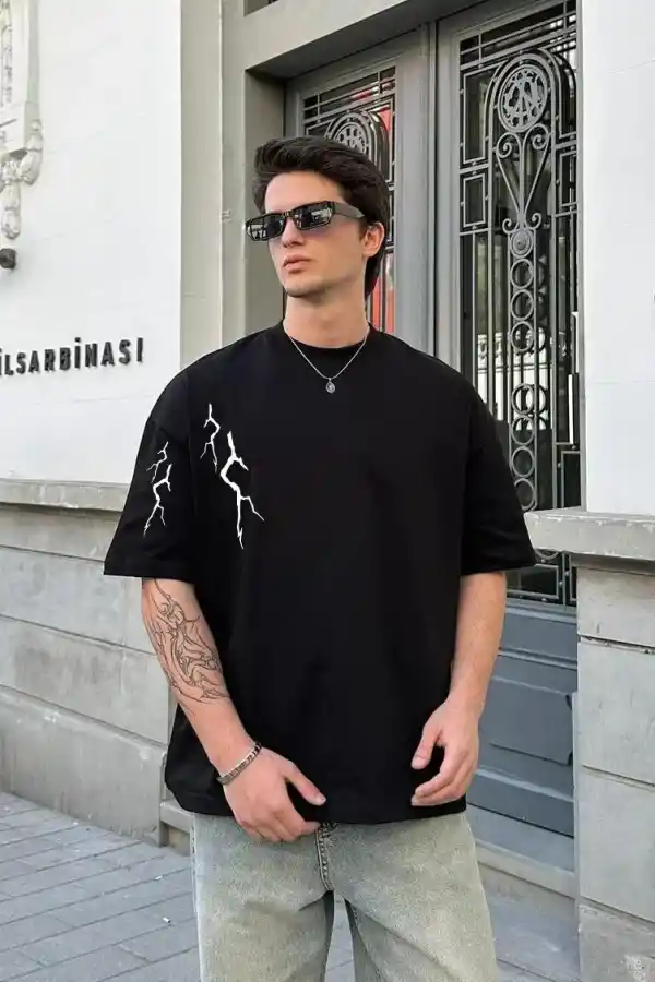 Erkek Kısa Kol Tişört Bisiklet Yaka Yıldırım Baskılı Oversize T-Shirt - Siyah
