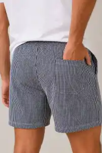 ERKEK Su Yolu Çizgili Şort Ön Arka Cepli Lastikli Bel Regular Fit Yazlık Şort - Siyah
