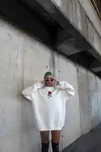 Kadın 3 iplik Pamuklu Bisiklet Yaka GÜL Baskılı SweatShirt - BeyazBeyaz