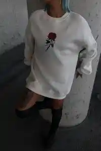 Kadın 3 iplik Pamuklu Bisiklet Yaka GÜL Baskılı SweatShirt - BeyazBeyaz