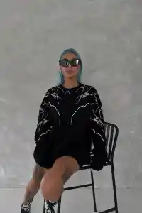 Kadın Yıldırım Baskılı Bisiklet Yaka 3 iplik pamuklu SweatShirt - Siyah