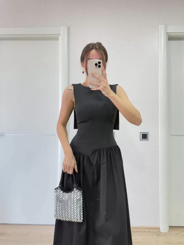 Krep Arkası Kanat Arka Ön Pens Detaylı Uzun Kadın Elbise - Siyah