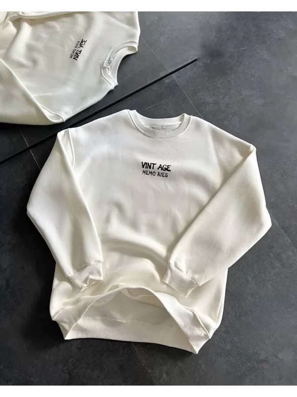 Bisiklet Yaka Üç İplik Baskılı Oversize SweatShirt - Beyaz