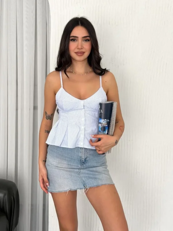 Lushiowear Kadın Askılı Dekolte detaylı crop - Açık Mavi