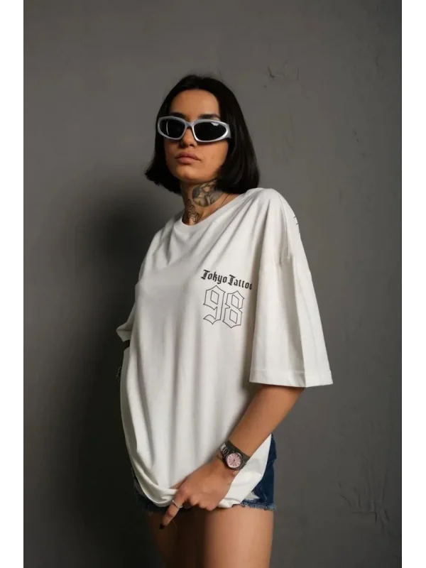 Lushiowear kadın Bisiklet Yaka Baskılı Oversize Kısa kol  T-Shirt - Beyaz