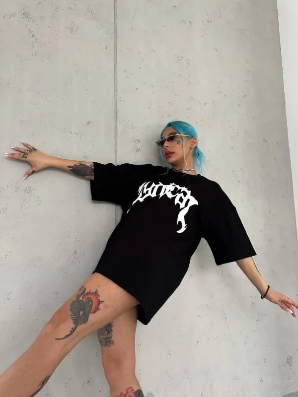 Lushiowear kadın Bisiklet Yaka Baskılı Oversize Kısa kol  T-Shirt - Siyah