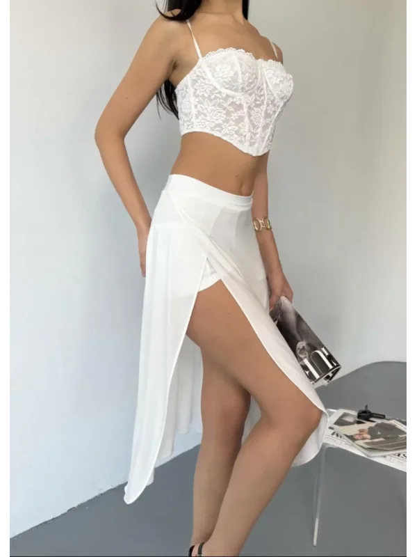 Lushiowear Kadın Çepli Şortlu Yırtmaçlı Etek - Beyaz