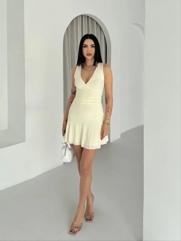 Lushiowear Kadın Derin V Yaka Sırt Dekolteli Mini Elbise Drapeli Şık Kolsuz - Açık Sarı