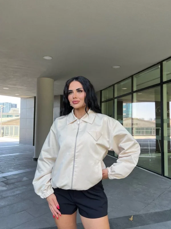 Lushiowear Kadın Fermuarlı Gömlek Yaka Bomber Ceket - Beyaz