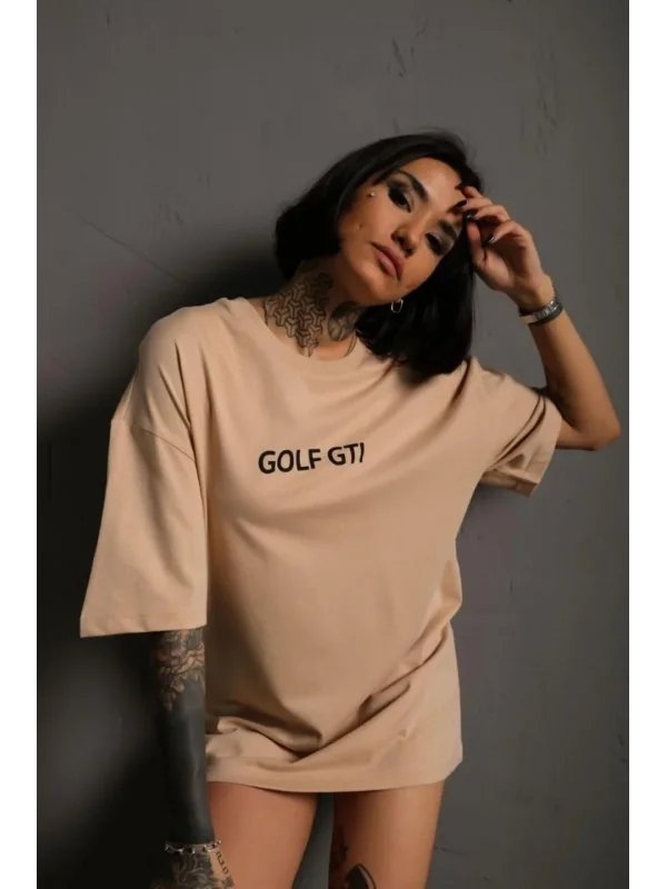 Lushiowear Kadın Oversize Tişört Golf GTI Retro Araba Baskılı T-shirt - Bej
