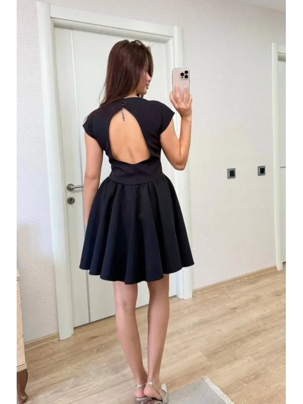 Lushiowear Kadın Sırt dekolteli Çan Detaylı Mini Elbise - Siyah