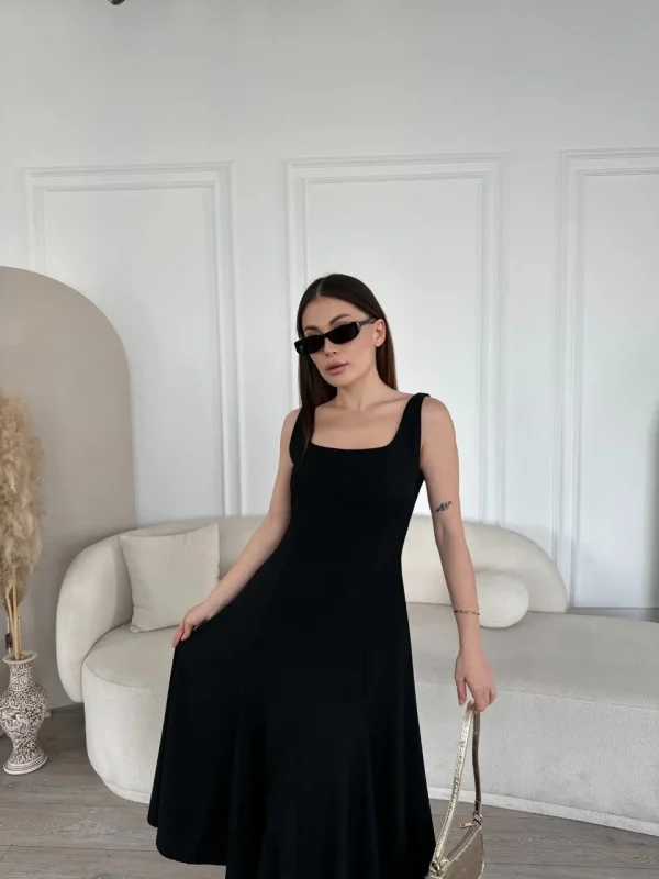 Lushiowear Kadın Sırt Dekolteli Kolsuz Uzun Elbise - Siyah