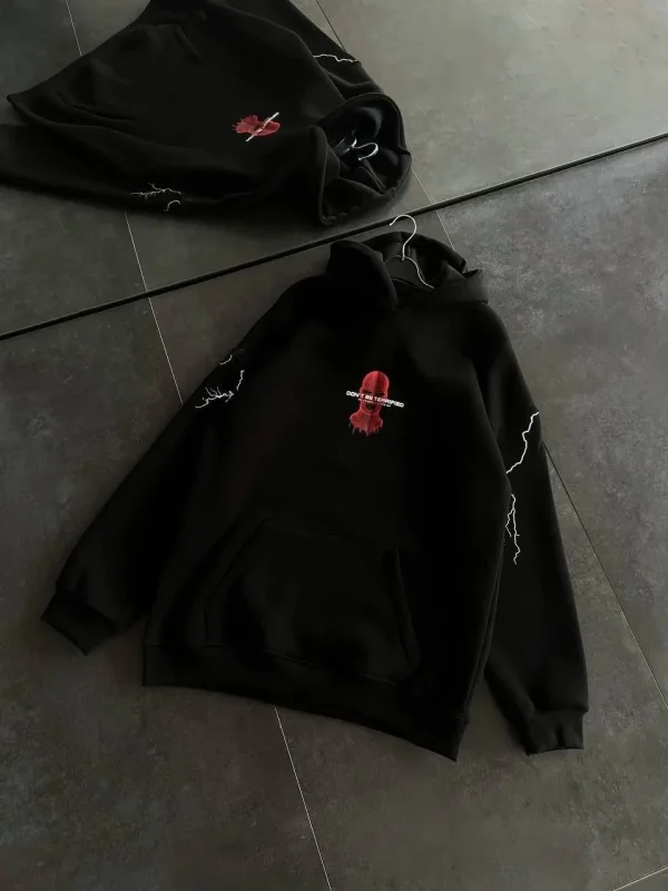 Lushiowear Kadın Kapüşonlu Kanguru Cepli Sweatshirt 3 İplik Pamuklu Baskılı Hoodie - Siyah