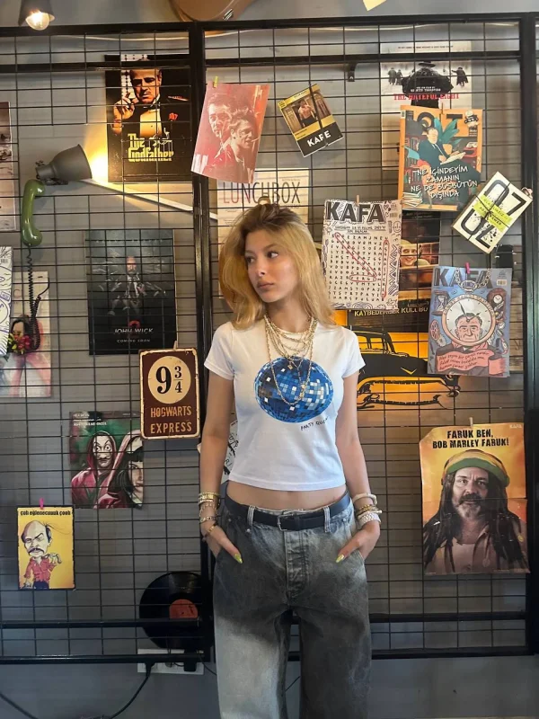 Mavi Disko Topu Crop