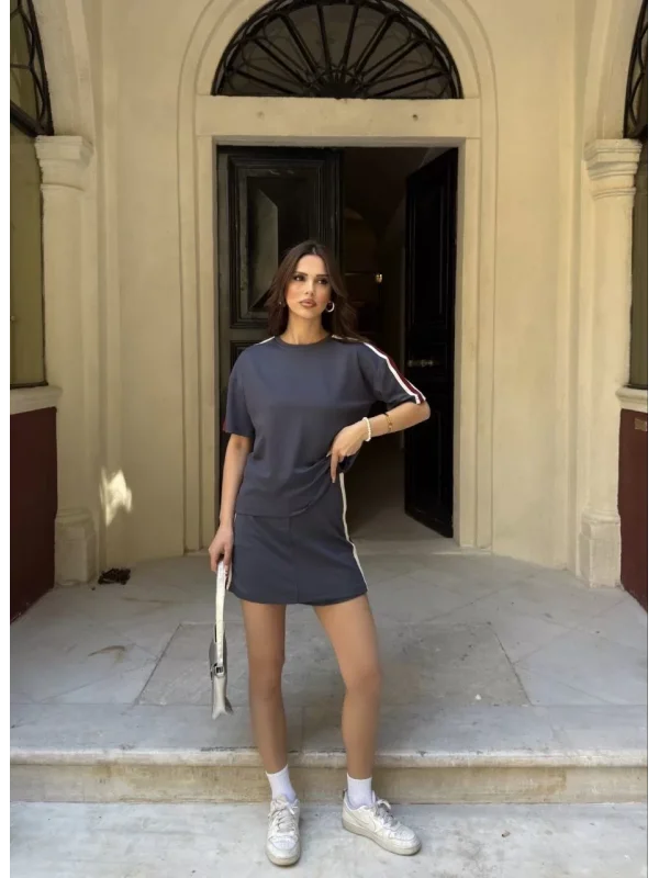 Osy Modal yumuşak dokulu Kumaş Kadın Parçalı Bisiklet Yaka T-shirt Mini Şortlu Etek İkili Takım - Füme