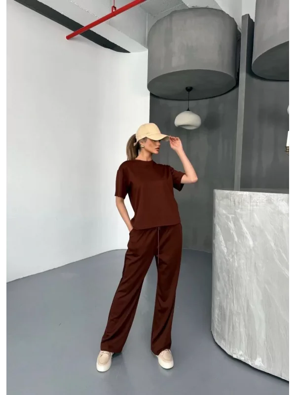 Osy Modal Yumuşak Dokulu Kumaş Kısa Kollu Bluz Rahat Pantalon ikili Takım- Kahverengi