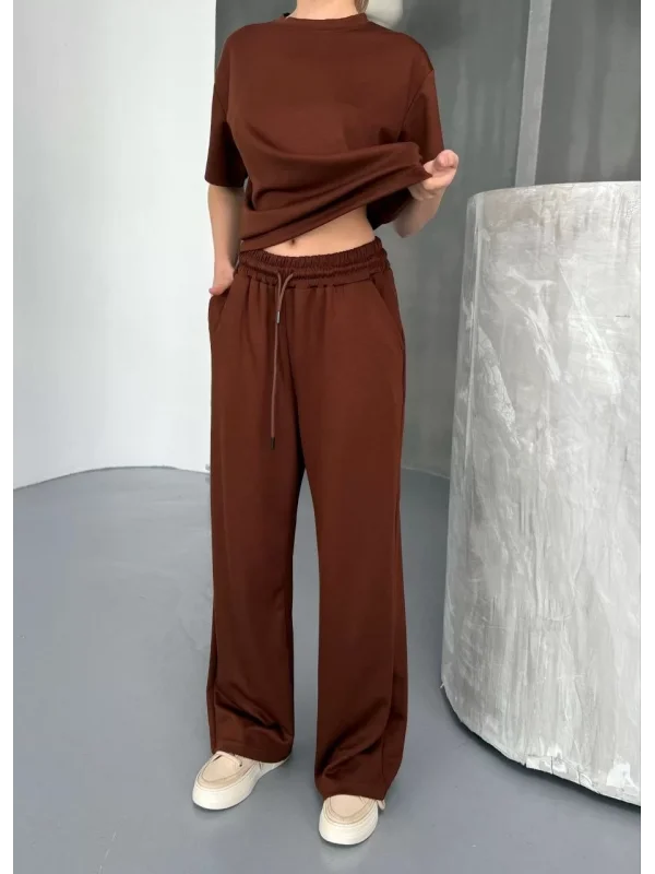 Osy Modal Yumuşak Dokulu Kumaş Kısa Kollu Bluz Rahat Pantalon ikili Takım- Kahverengi