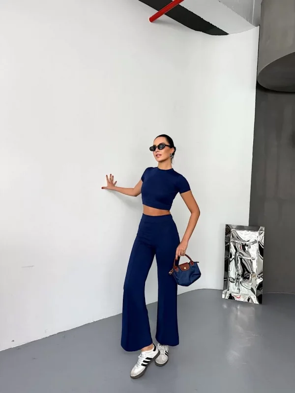 Osy Modal Yumuşak Dokulu Kumaş Kısa Kollu Crop Alt ispanyol Paça Pantalon ikili Takım - Lacivert