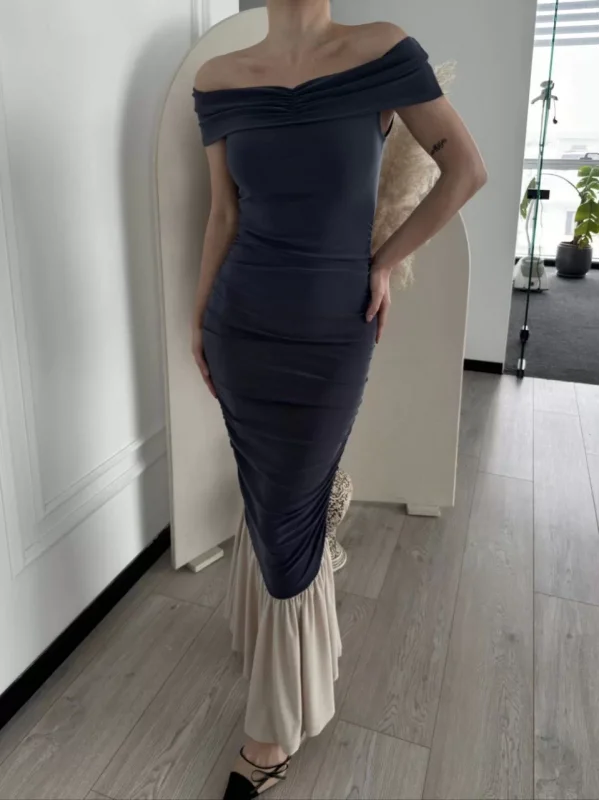 Striptiz Omuzlu Uzun Elbise- Füme