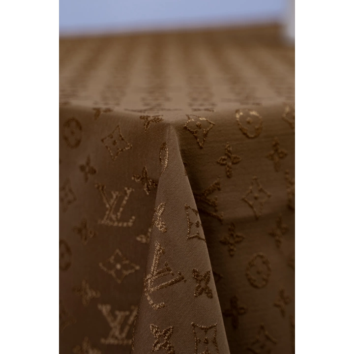 Louis Vuitton Masa Örtüsü 160*220 Cm BRODE GÜPÜRLÜ KDK İplik Özel Jakar Dokuma Dertsiz Leke Tutmaz Özel Kutulu