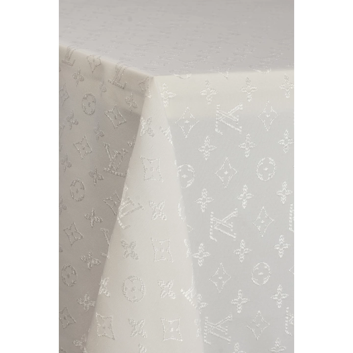 Louis Vuitton Masa Örtüsü 160*220 Cm BRODE GÜPÜRLÜ KDK İplik Özel Jakar Dokuma Dertsiz Leke Tutmaz Özel Kutulu