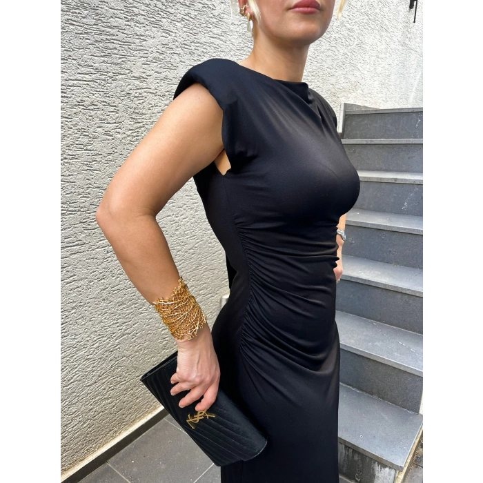 Sırt Dekolteli Beli Büzgülü Elbise