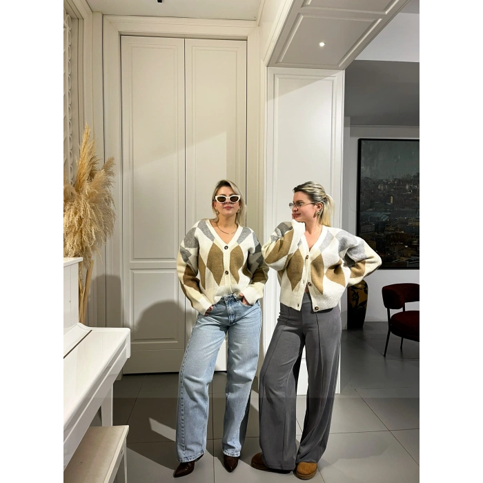 Camel Baklava Desenli Hırka