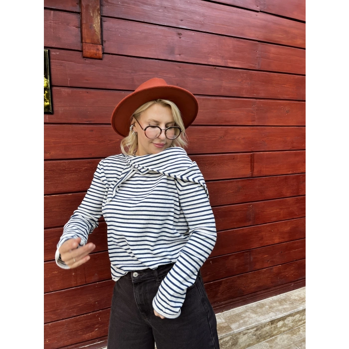 Şallı ,Siyah Çizgili Massimo Premium Model Triko