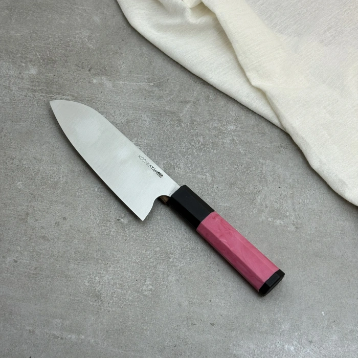 Neo Serisi Sekizgen Pembe Santoku Şef Bıçağı 180mm Namlu - Kocakaya El Yapımı Şef Bıçakları