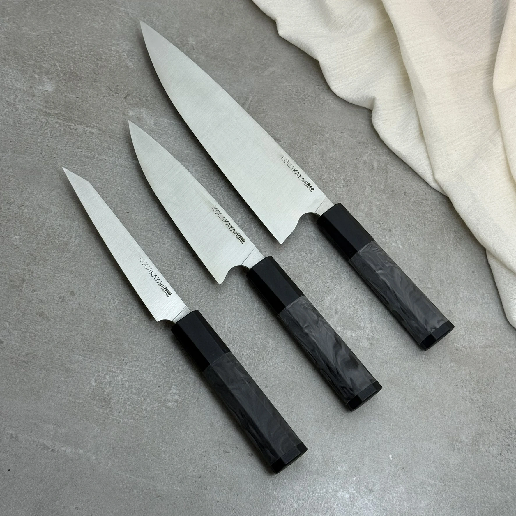 Neo Serisi Sekizgen Kaymaz Fibrox Saplı 3lü Bıçak Seti (205mm, 165mm, 160mm) - Kocakaya El Yapımı Bıçaklar