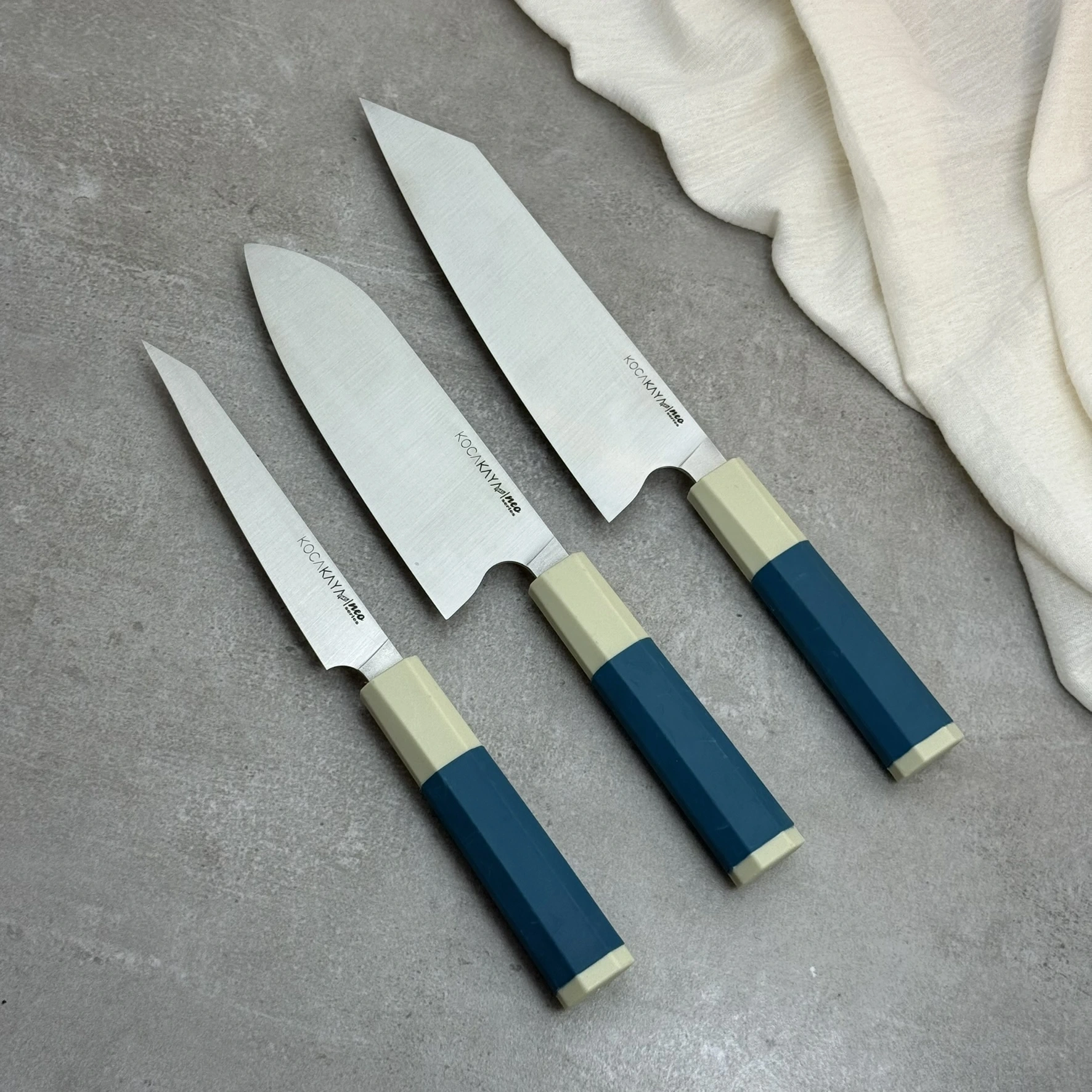 Neo Serisi Sekizgen Kaymaz Fibrox Saplı 3lü Bıçak Seti (205mm, 180mm, 160mm) - Kocakaya El Yapımı Bıçaklar