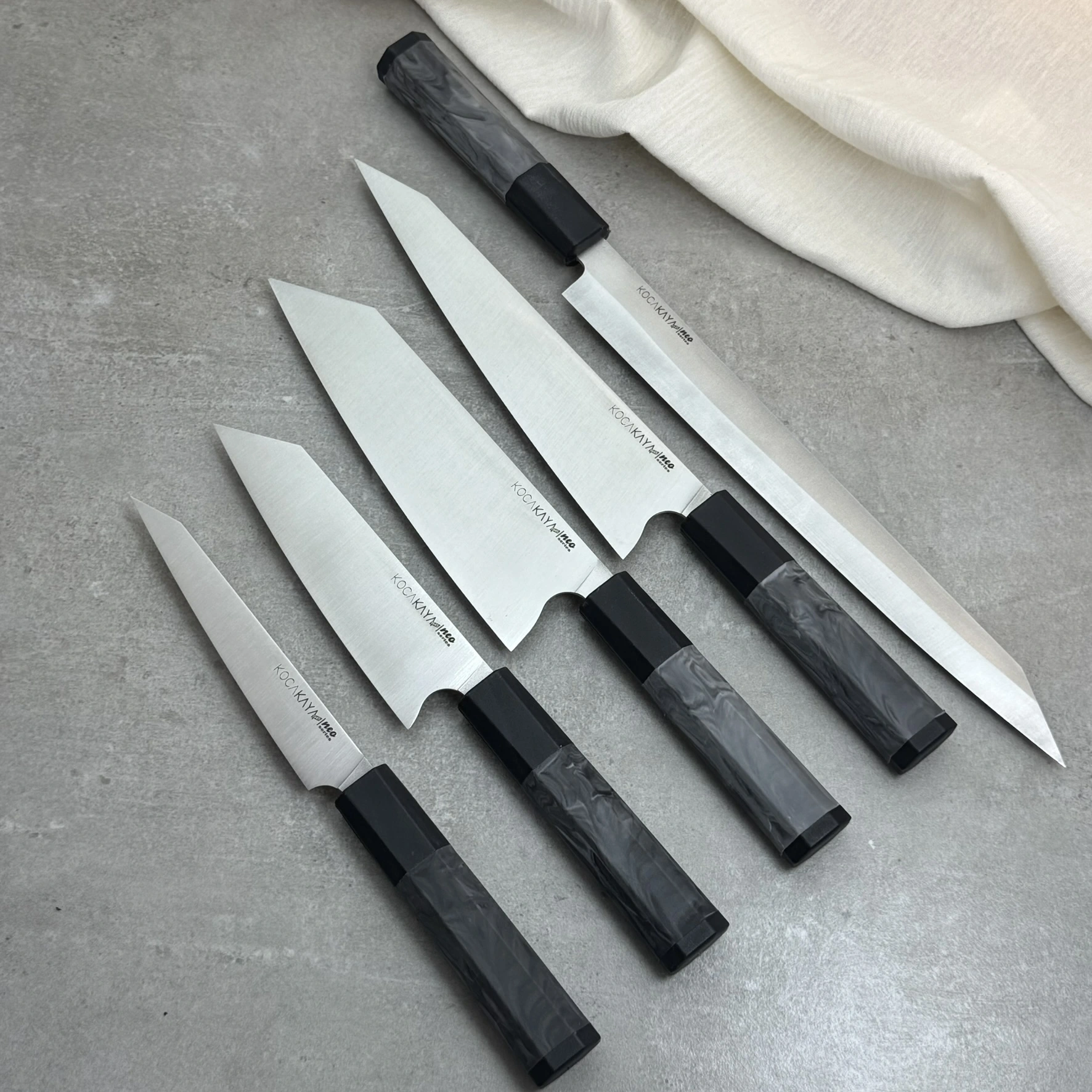 Neo Serisi Sekizgen Kaymaz Fibrox Saplı 5li Bıçak Seti (285mm, 225mm, 205mm, 165mm, 160mm) - Kocakaya El Yapımı Bıçaklar