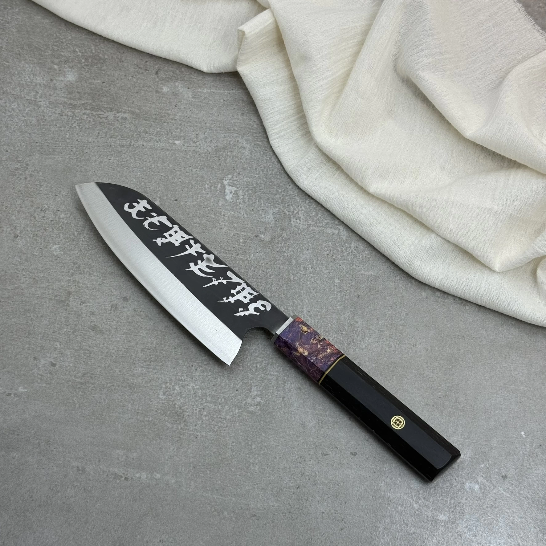 Schizopherinia Serisi Asit Gravür İşlemeli Santoku 180mm Namlu - Kocakaya Özel Tasarım